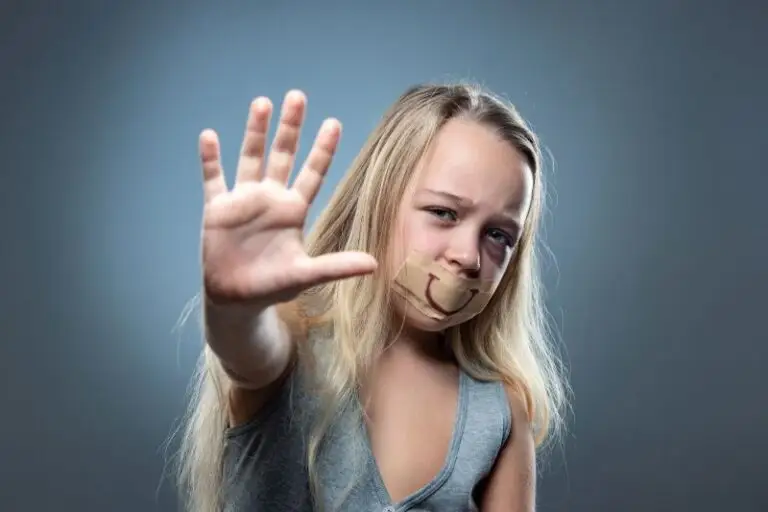 7 Dangers Children Face When Parents Abuse Drugs and Alcohol