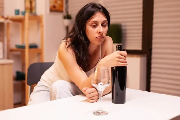 Am I an Alcoholic? Defining Alcoholism in Women