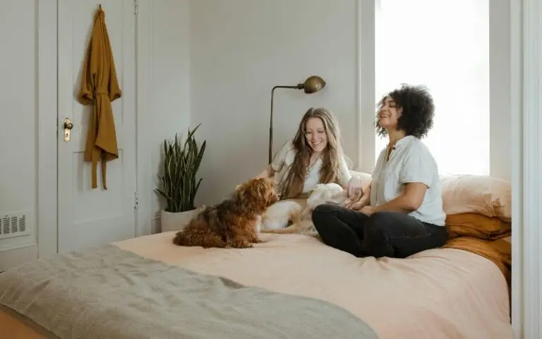 Benefits of Moving Forward With an All Women's Sober Living Home