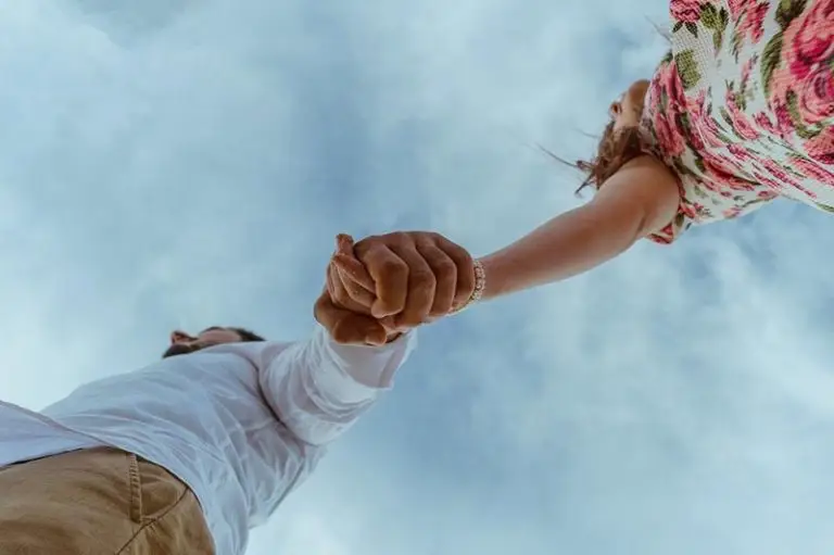 High-Functioning Alcoholism: 5 Ways to Tell if Your Partner Is Too Close to the Edge