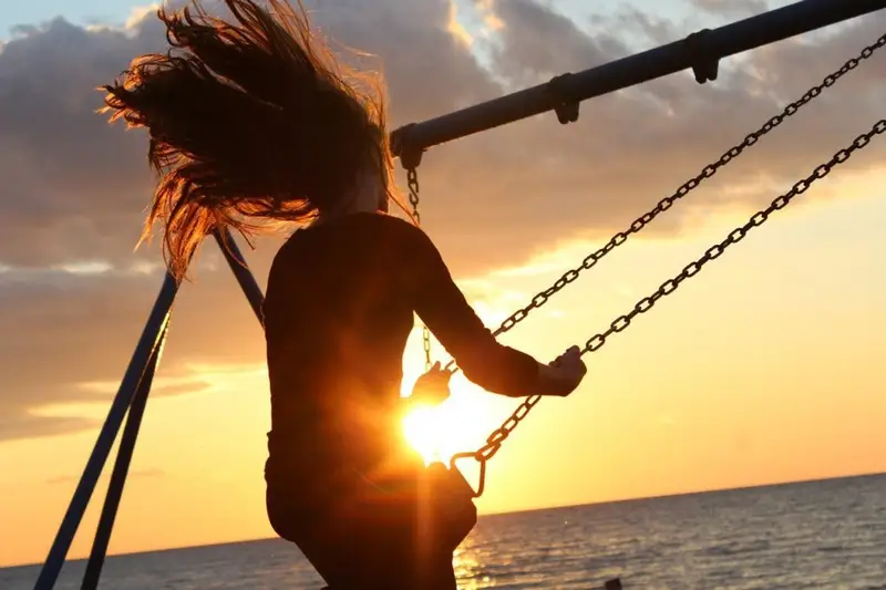 How to Keep Strong Connections Despite Social Distancing